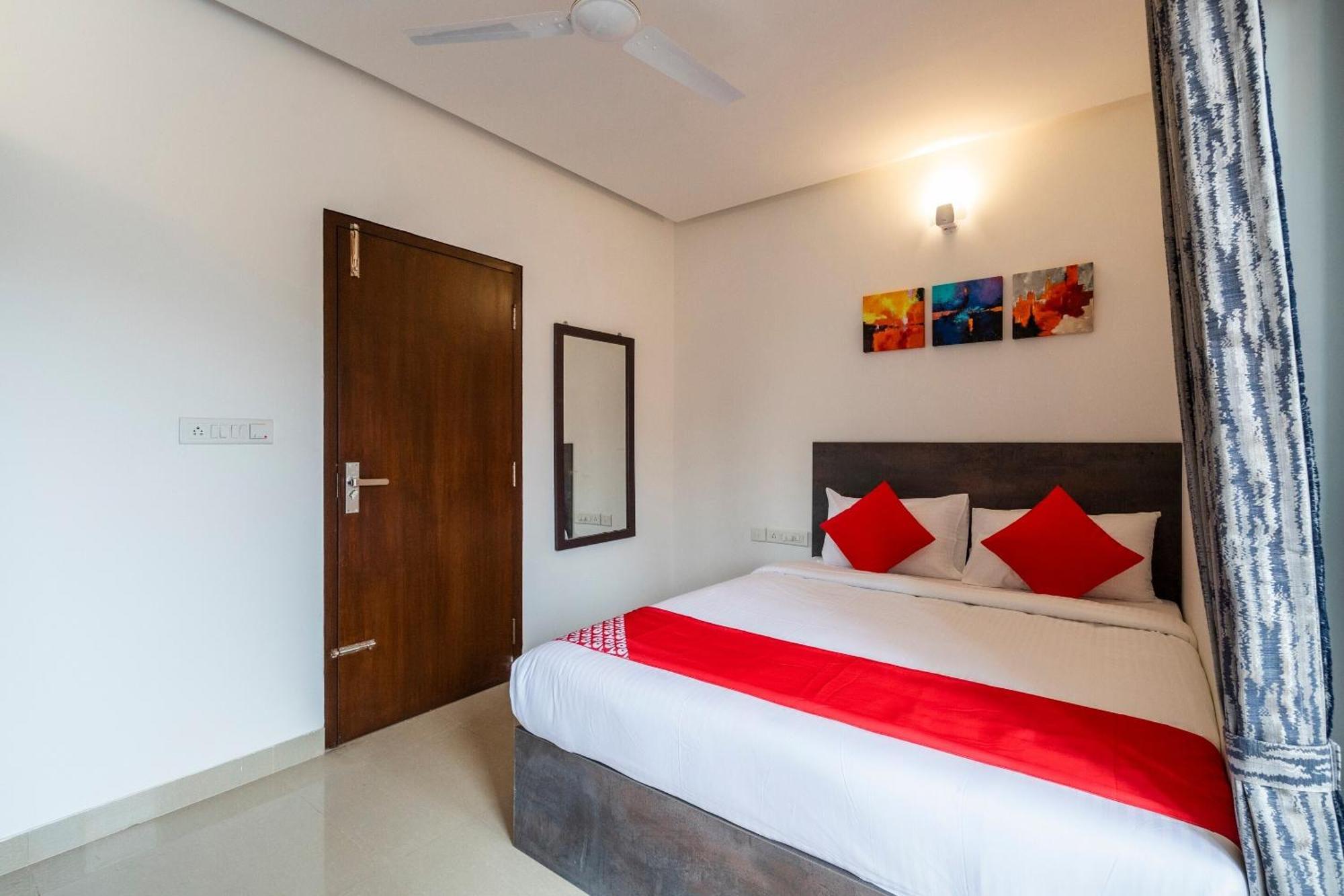 Super Townhouse Hebbal Hotel Бангалор Екстериор снимка