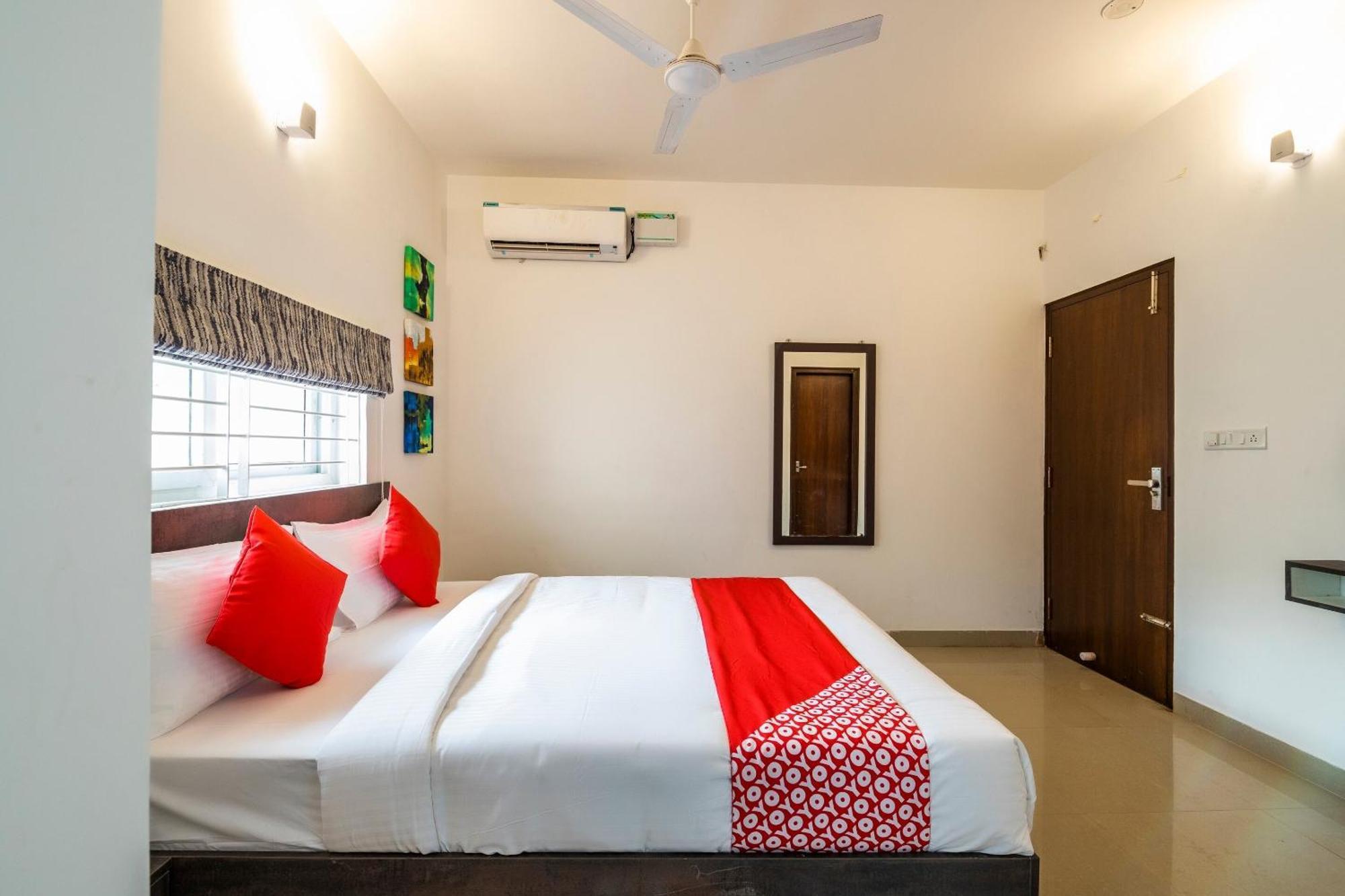 Super Townhouse Hebbal Hotel Бангалор Екстериор снимка